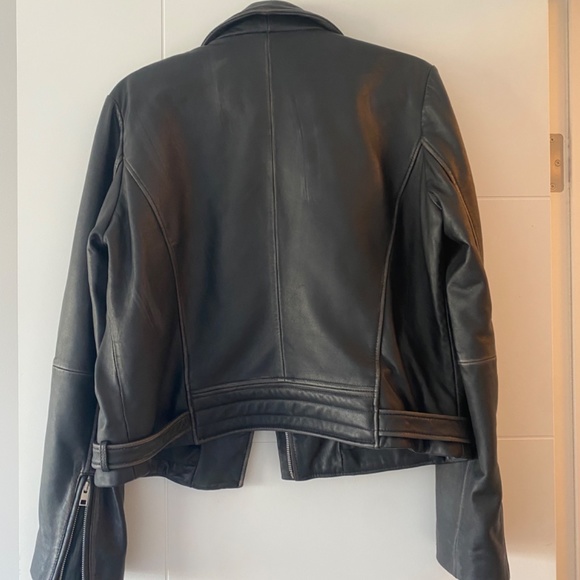 Barney’s Leather Jacket - Picture 4 of 5